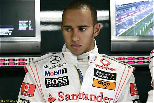 Льюис Хэмилтон