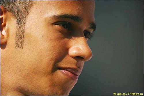 Льюис Хэмилтон