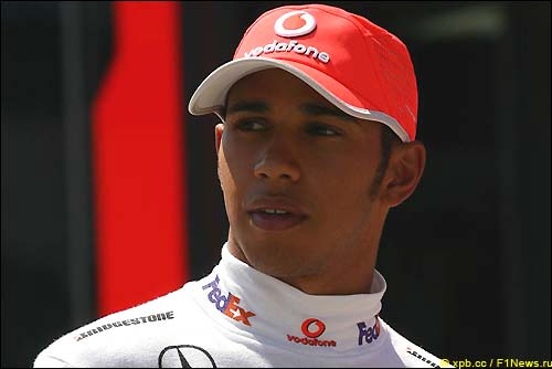 Льюис Хэмилтон