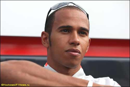 Льюис Хэмилтон