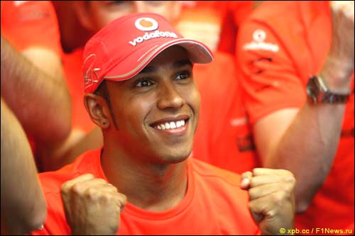 Льюис Хэмилтон