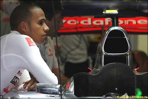 Льюис Хэмилтон