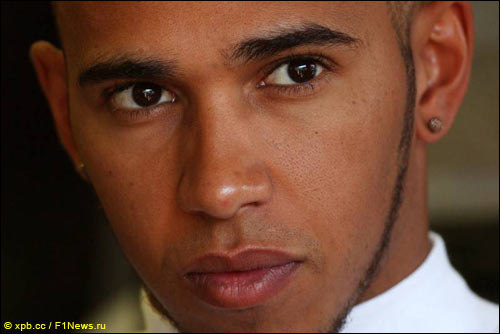 Льюис Хэмилтон