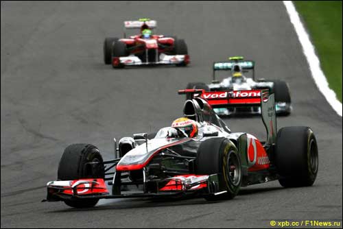 Льюис Хэмилтон