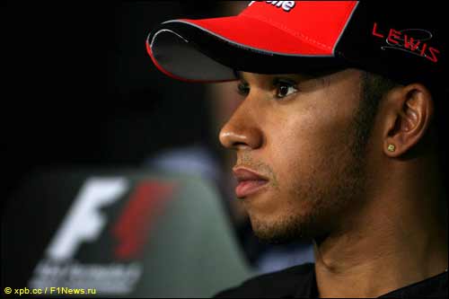 Льюис Хэмилтон