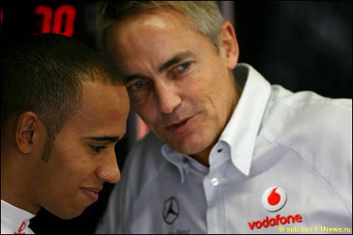 Льюис Хэмилтон и Мартин Уитмарш