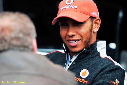 Льюис Хэмилтон