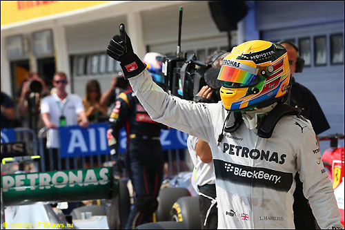Льюис Хэмилтон - победитель квалификации на Хунгароринге