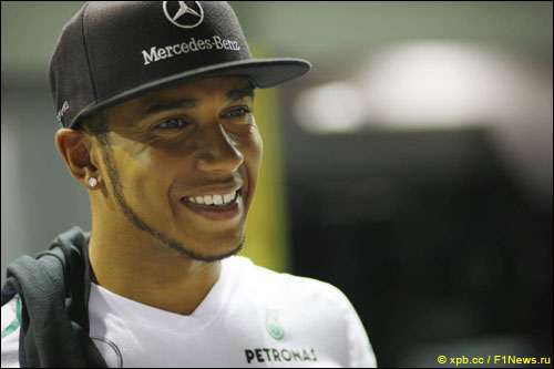 Льюис Хэмилтон