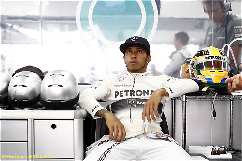 Льюис Хэмилтон