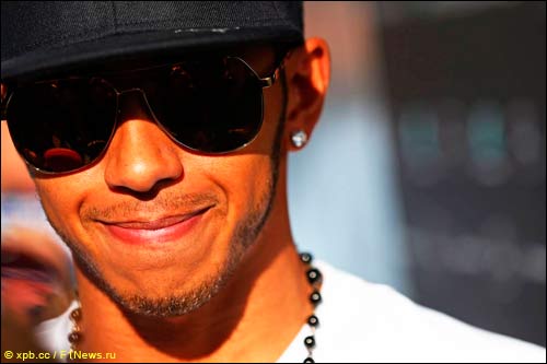 Льюис Хэмилтон