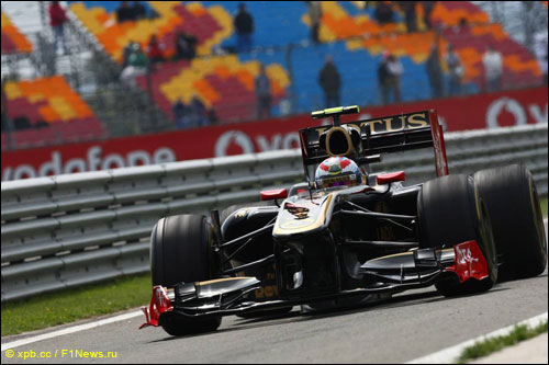 Виталий Петров на трассе Гран При Турции