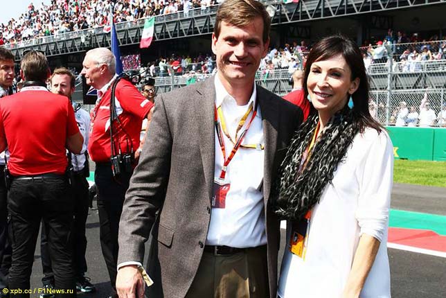 Таво Хеллмунд перед стартом Гран При Мексики