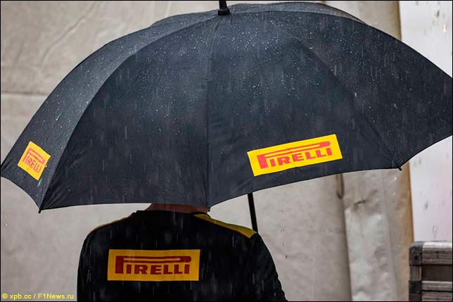 Сотрудник Pirelli
