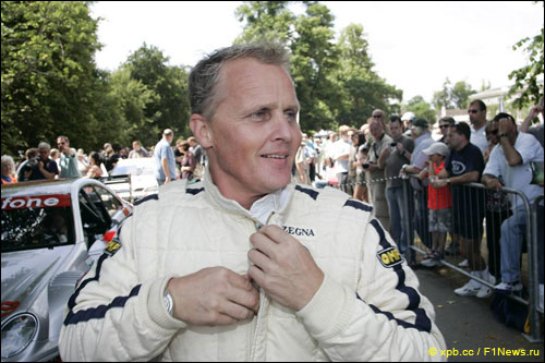 Джонни Херберт