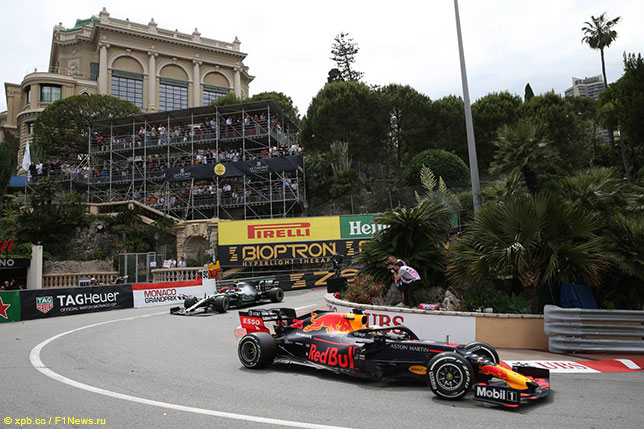 Макс Ферстаппен на трассе Гран При Монако
