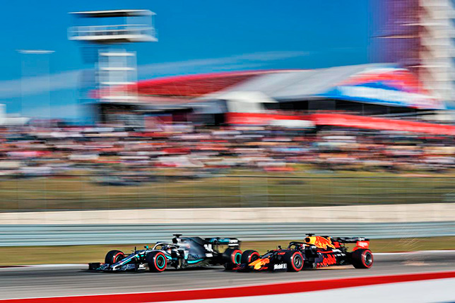 Сражение Льюиса Хэмилтона и Макса Ферстаппена в квалификации Гран При США