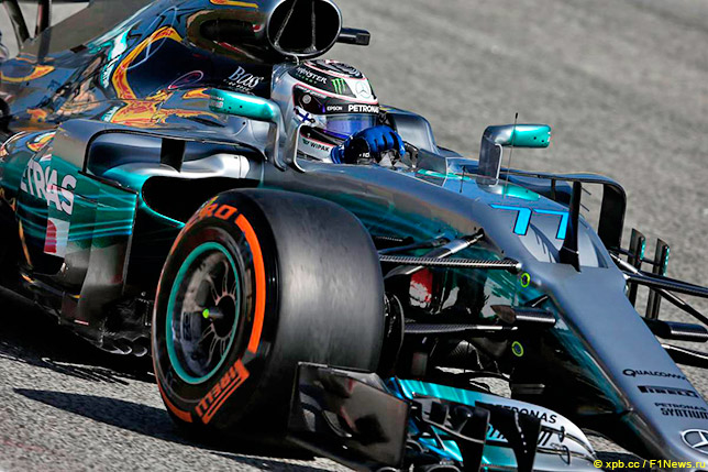 Шины Hard на Mercedes Валттери Боттаса