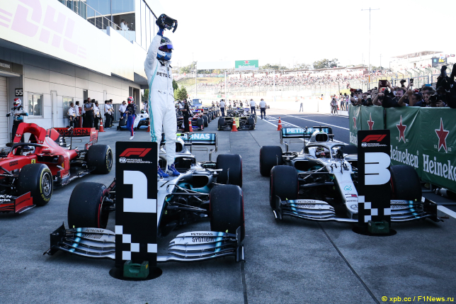 Гран При Японии. Первая тройка по итогам гонки.