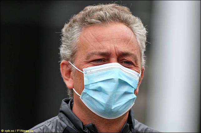 Марио Изола