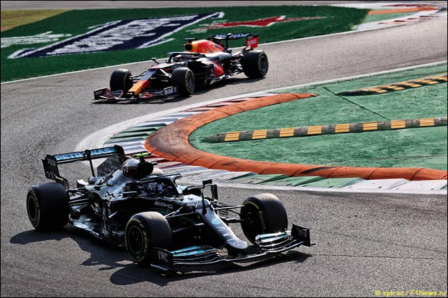 Макс Ферстаппен и Валттери Боттас