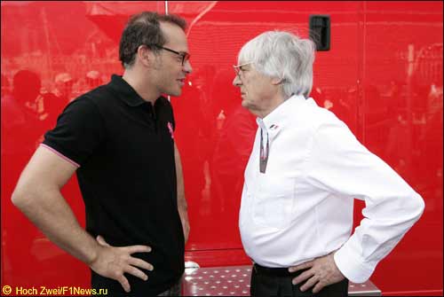 Жак Вильнев (справа) и Берни Экклстоун