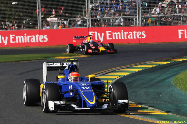 Фелипе Наср опережает Даниэля Риккардо