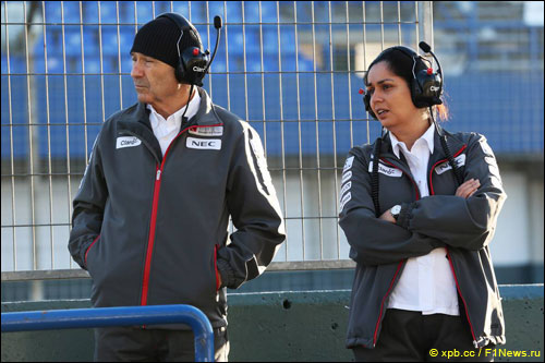 Петер Заубер и Мониша Кальтенборн на тестах в Хересе