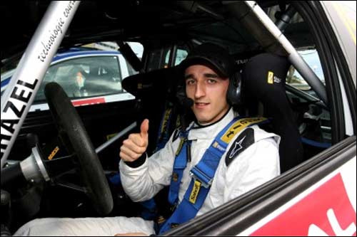 Роберт Кубица за рулем Renault Clio S1600