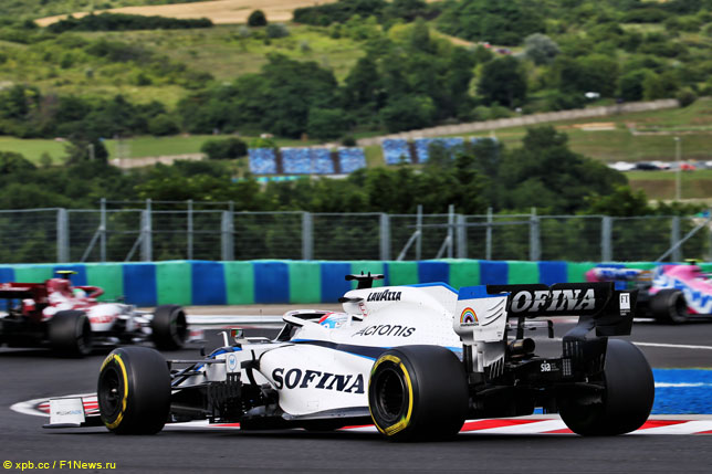 Джордж Расселл