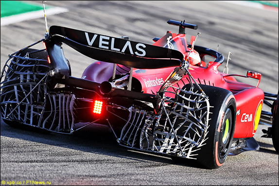 Шарль леклер на Ferrari с датчиками давления