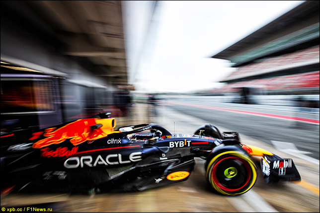 Red Bull RB18