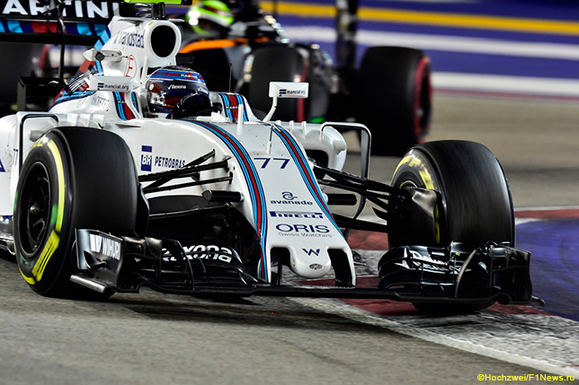 Валттери Боттас и Серхио Перес в Сингапуре