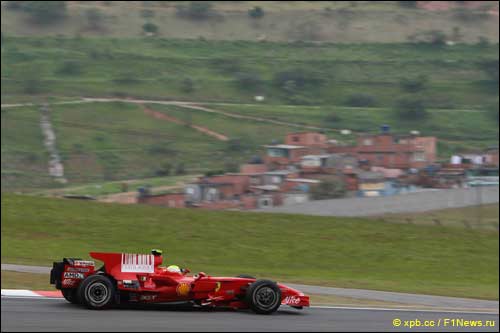 В 2008 году Масса одержал победу в Гран При Бразилии на Ferrari F2008