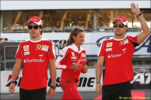 Четверг. Сузука. Фернандо Алоонсо и Фелипе Масса