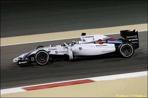 Фелипе Масса на свободных заездах в Бахрейне