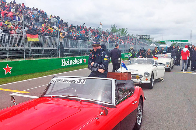 Макс Ферстаппен на параде пилотов в Канаде