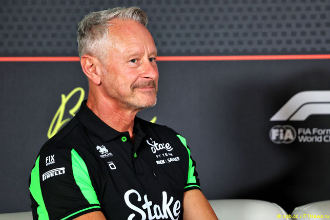 Джонатан Уитли