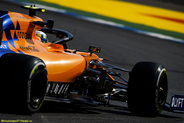 Ландо Норрис за рулём McLaren MCL34