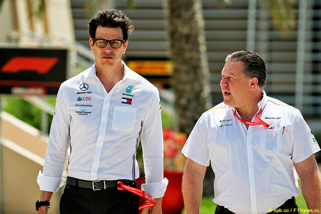 Тото Вольфф и Зак Браун