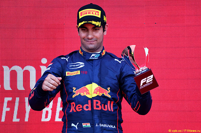 Джехан Дарувала