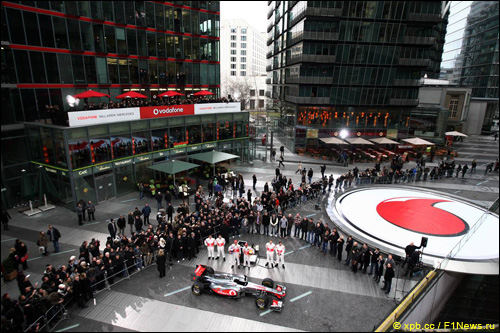 Презентация McLaren MP4-26 в Берлине