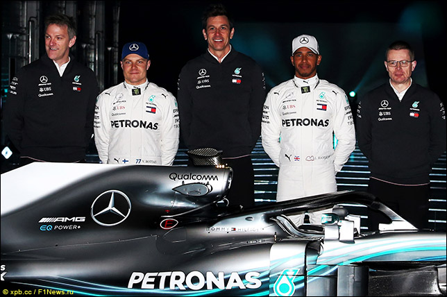 Презентация Mercedes AMG W09 EQ Power+