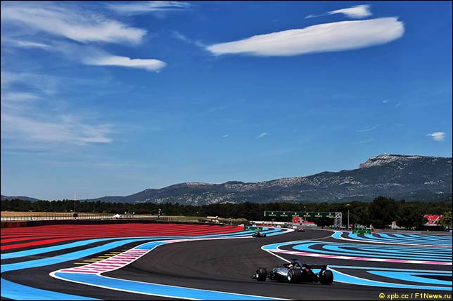 Льюис Хэмилтон