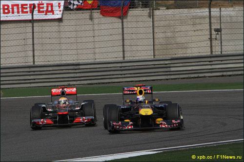 Борьба Себастьяна Феттеля и Льюиса Хэмилтона на Гран При Китая