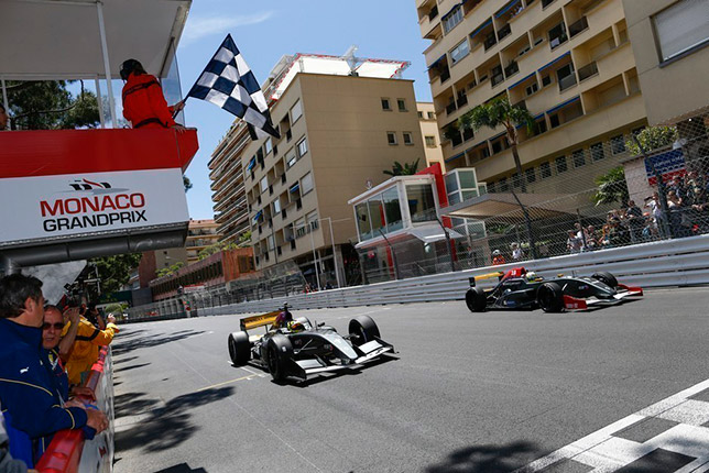 Презентация низкопрофильных шин Michelin для Формулы Renault 3.5 и Формулы Renault 2.0