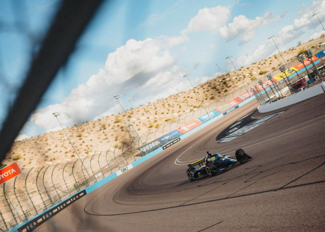 Мик Шумахер за рулём машины команды RLL на автодроме в Аризоне, фото из социальных сетей