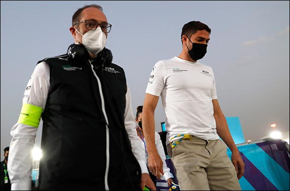 Мортара вернулся в боксы