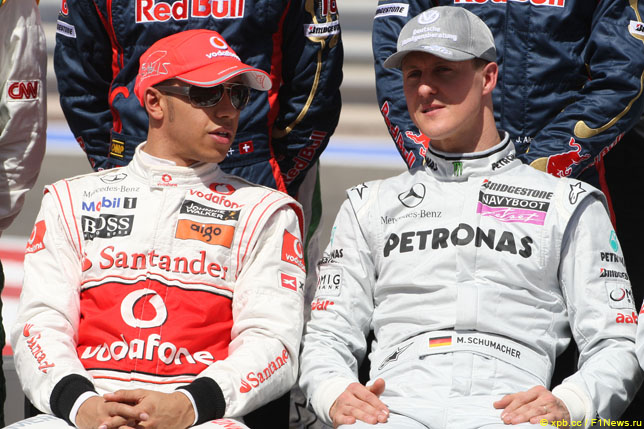 Льюис Хэмилтон и Михаэль Шумахер, 2010 год