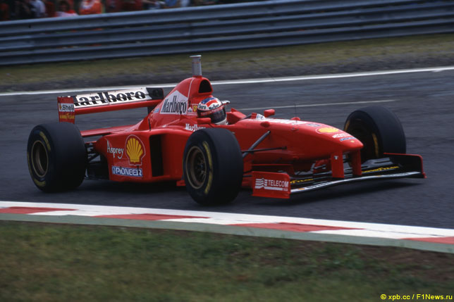 Михаэль Шумахер за рулём Ferrari F310 B на Гран При Бельгии, 1997 год